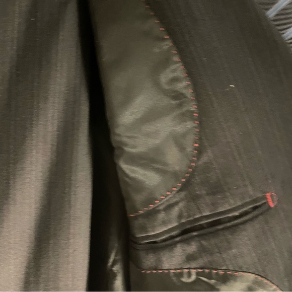 Picasso Dark blue 2 piece Suit with Notched Lapels and Pinstripes With Tie - Picture 8 of 9